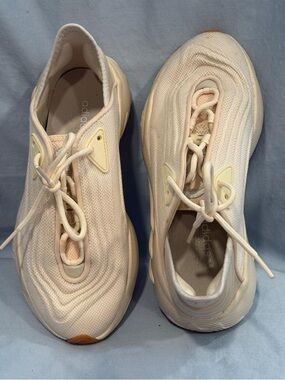 adidas Women’s Cream Knit Low-Top Sneakers